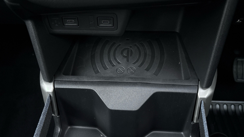 Vauxhall Frontera 1.2 Hybrid Design 5dr e-DCT6 Petrol Estate